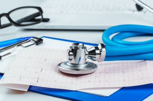 Z&ouml;ld, piros, k&eacute;k, barna &eacute;s s&aacute;rga &ndash; &uacute;j l&aacute;mpasz&iacute;n az eg&eacute;szs&eacute;g&uuml;gyben